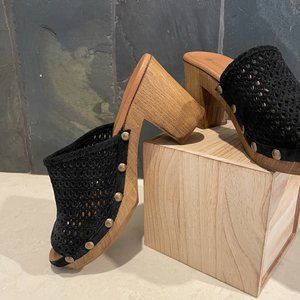 Black Clog Sandal US 8.5